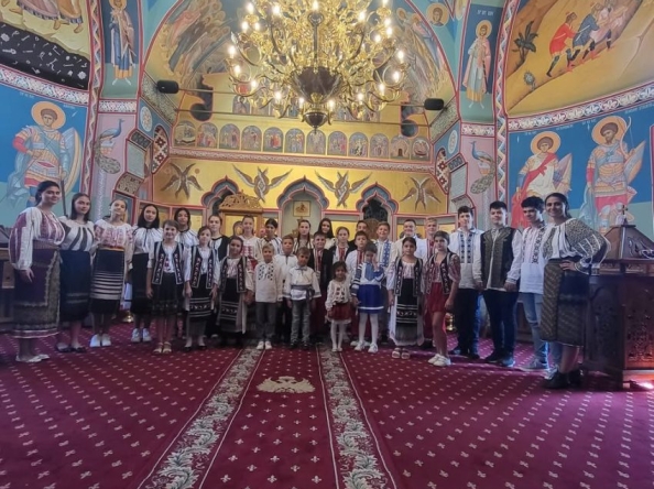 AZI! Corul de copii ”Glasul Arhanghelului”, în sprijinul celor aflați în dificultate, la concertul caritabil al Parohiei Micești
