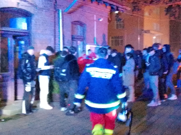 Exclusiv! Panică la Colegiul „Brătianu” din Pitești! Gardianul liceului – în COMĂ ALCOOLICĂ!