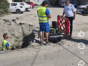 Primarul Gentea – „foc și parã” pe muncitorii de la SC Acvafor Proiect   pentru lucrările de mântuială, făcute pe strada Gheorghe Doja