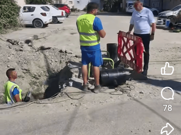 Primarul Gentea – „foc și parã” pe muncitorii de la SC Acvafor Proiect   pentru lucrările de mântuială, făcute pe strada Gheorghe Doja