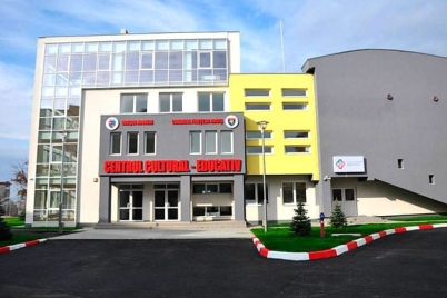 centrul-cultural-mioveni.jpg