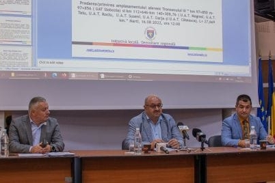 conferinta-cj-arges.jpg