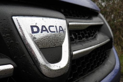 dacia-sandero-dci-90-laureate-logo.jpg