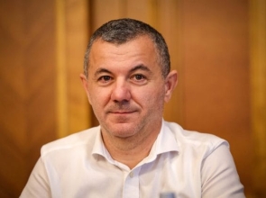Narcis Mircescu, senator USR de Argeș: „PSD are de ales între o Românie modernă și europeană și să se alieze din nou cu AUR”