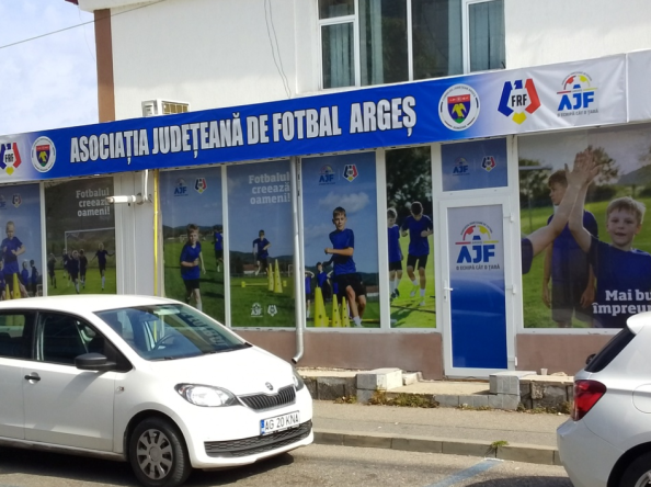 AJF Argeș are o nouă „casă”: Federația fotbalului județean se mută pe strada Armand Călinescu
