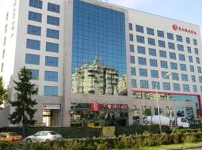 Cofetăria TWIST Ramada angajează manager și lucrător comercial!