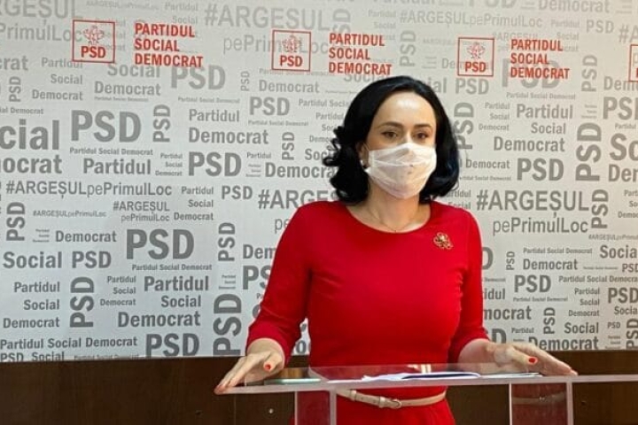 simona-bucura-oprescu.jpeg