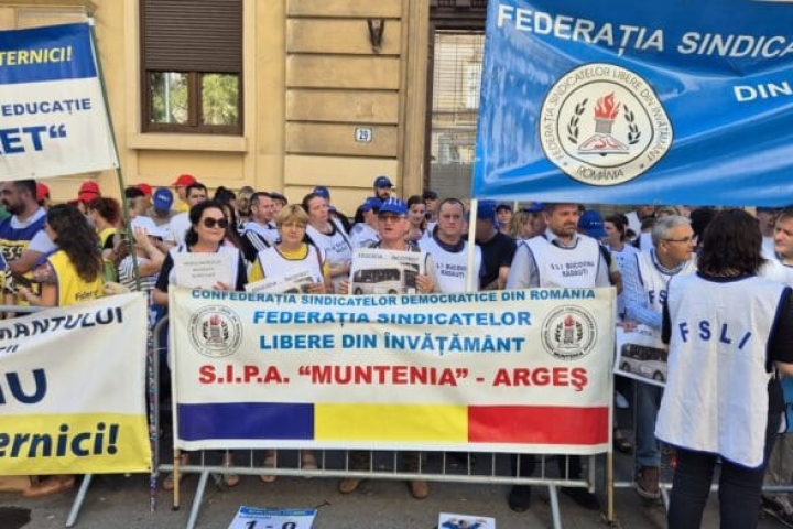 sindicat-profesori-696x392-1.jpg