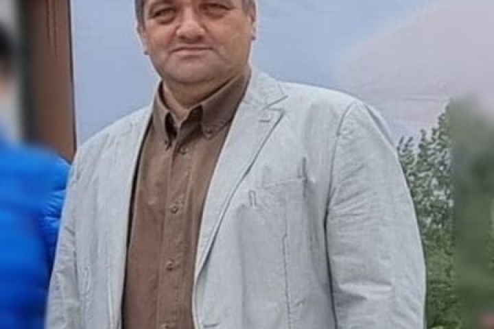 victor-suhan-curtea-de-arges.jpg